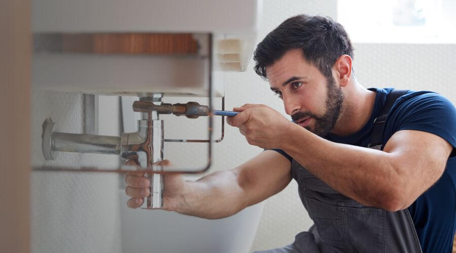 Professional water heater installation services in Brownsboro, TX